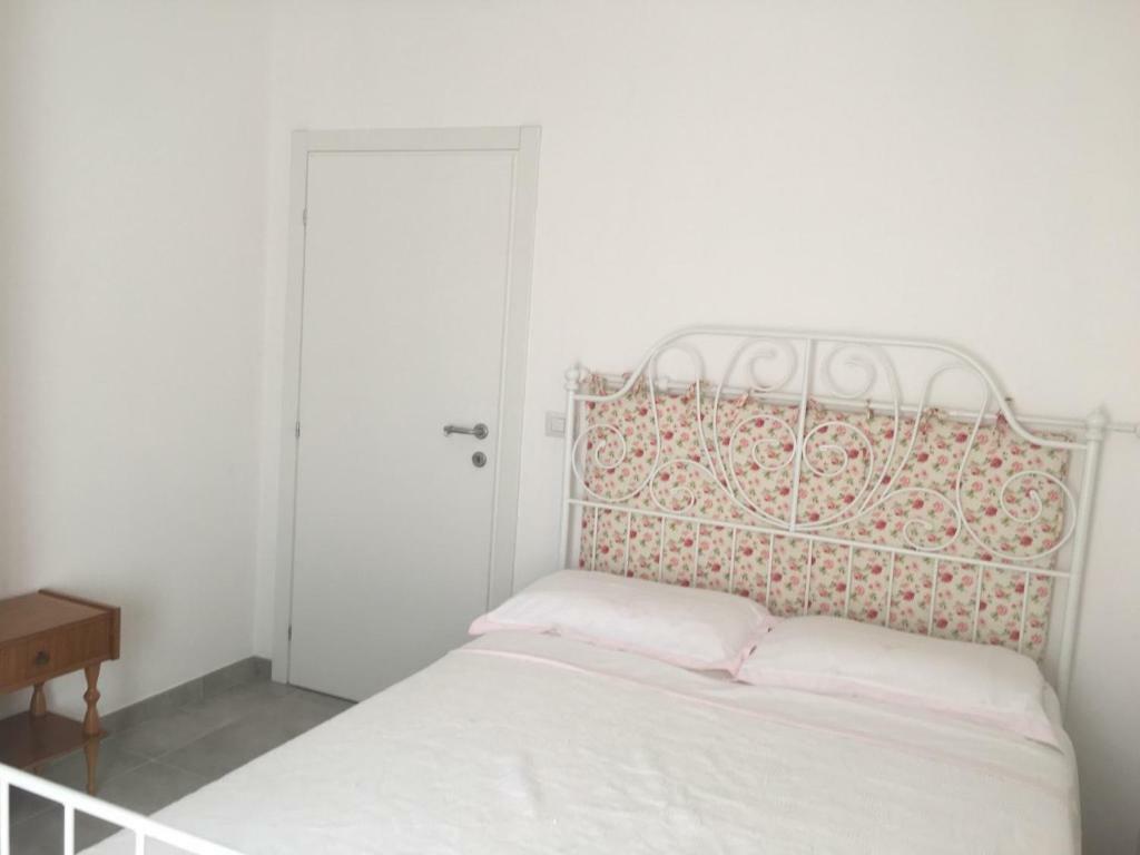 Appartamento Casa Leo Fossombrone Esterno foto