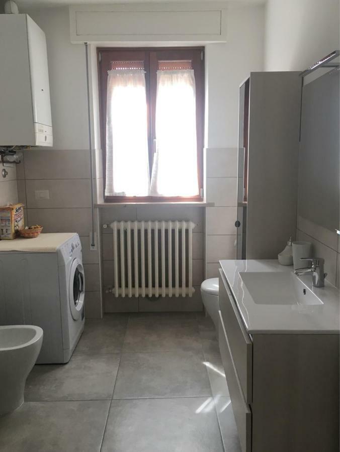 Appartamento Casa Leo Fossombrone Esterno foto